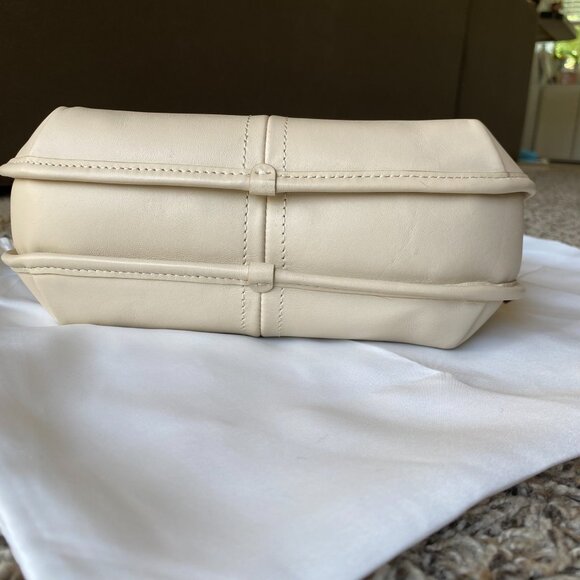 SOLD Coach Ergo Shoulder Bag Ivory C2265 - Picture 6 of 16